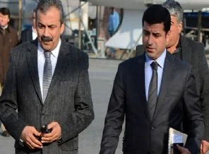 BDP heyeti Türkiye'ye döndü
