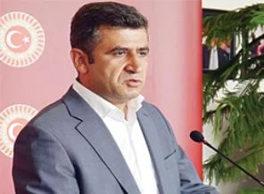 BDP'li vekil Kürtçe soyadına kavuştu