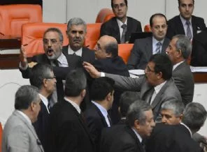 BDP ve CHP birbirine girdi
