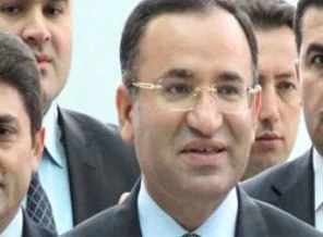 Bekir Bozdağ: Geldikleri gibi gidecekler