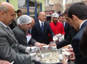 Bitlis'te 'Kutlu Doğum Haftası' bayram havasında geçiyor