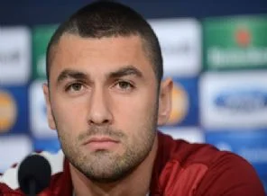 Burak Yılmaz'a Roma'dan resmi teklif
