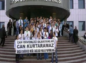 CBÜ asistan hekimleri süresiz grev kararı aldı