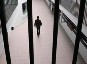 Cezaevi'nde fareler mahkûmların kulağını kemirdi!