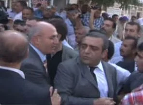 CHP'de 35 vekil çözüm için imzayı attı