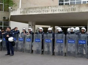 CHP, öğrenci olaylarını inceliyor