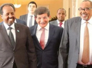 Davutoğlu'ndan 2 cumhurbaşkanı ile zirve