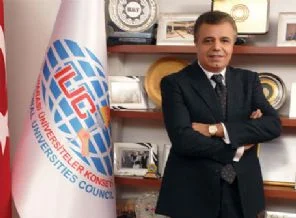 Devlet batılılaşmayı reddederken neden toplumu, halkı batılılaştırdı?