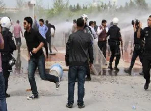Dindarlar ve solcular PKK ve Hizbullah'ı barış masasına oturtmalıdır!