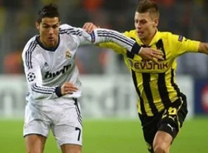 Dortmund Real Madrid'i gole boğdu