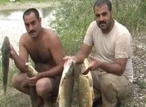 Elle balık avlarken canından oldu