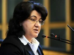 Emine Ayna: PKK'lılar öldü biz vekil olduk