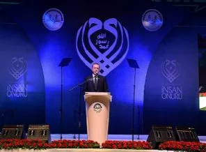 Erdoğan Kevser Süresi ile ırkçılığa set çekti