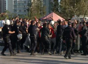 Eurochallenge Cup finalinde 7 polis yaralandı