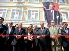 Gençlerin eğitimi için destek istedi
