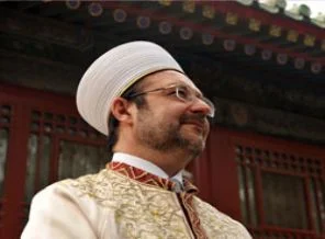 Görmez: Türbeler ibadet yerleri değildir