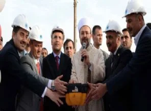 Görmez, üniversitede cami temeli attı