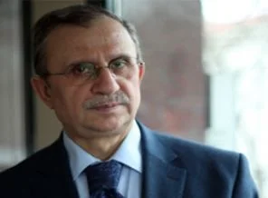 'Gülen cemaati okullarının Kürtçe eğitime hazır olduğunu düşünüyorum'