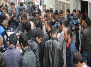 Hakkari Emniyeti bin kişiye yemek dağıttı