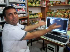 Hırsızlar güvenlik kamerasına yakalandı