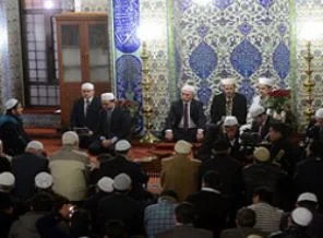 Hz. Muhammed için doğum saatinde program