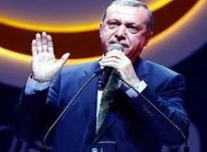 Hz. Muhammed şiiri salonu ayağa kaldırdı