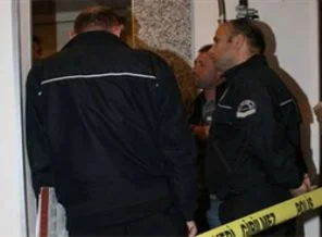 İki aylık kocası döverek öldürdü