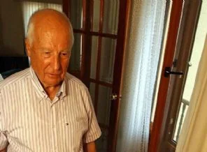 Kenan Evren'in evinde arama yapılması istendi