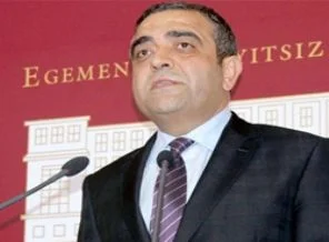 Kıbrıs gezisine katılan bürokratlar kumar mı oynadı?