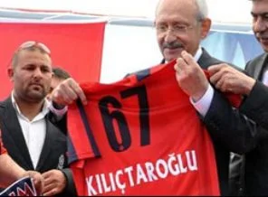 Kılıçdaroğlu'na ikinci kez yanlış forma
