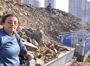 'Kızımın anmasına geldim, mezarı boş'