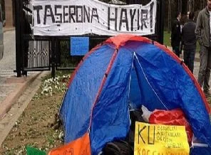 Koç Üniversitesi: İş güvencesi yetkisi yeni taşeronun