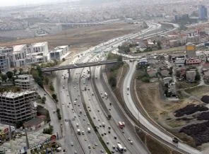 Köprü ve otoyollar para bastı