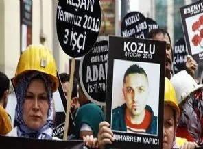 Köyde mezar kazacak genç kalmadı