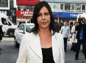 Lale Mansur: Türkler Kürtlerle aynı statüye gelmek istemiyor