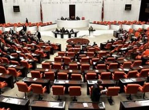 Meclis'te tansiyon yükseldi!