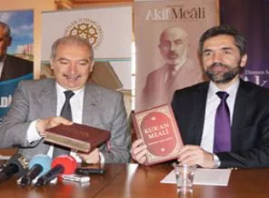 Mehmet Akif'e Kur'an meali yaktıran endişe