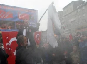 Öcalan'ı yanmaktan hava muhalefeti kurtardı!