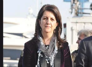 Öcalan Kandil'e, 'nasıl çekileceklerini' yazacak