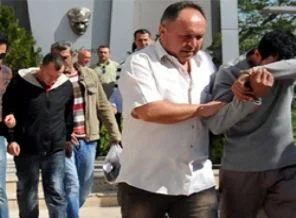 Polis hırsızı aradı: Gelir misin geleyim mi?