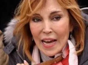 Ruhat Mengi'ye Twitter'da sert tepki