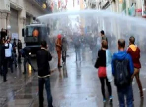 'Sanatçı olmayan provokatörler vardı'
