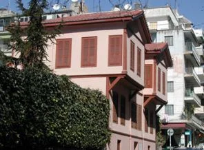 Selanik'te 90 yıl sonra ilk namaz!