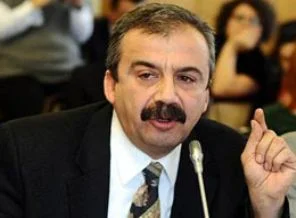 Sırrı Süreyya: KCK sivil siyaset hazırlığında