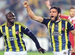 Spor yazarları FB'nin Benfica zaferi için ne dedi?