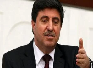 Tan: TC ibaresi gerekli mi?