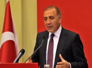 Tekin: Çocuklarımızın adı Mücahit değil, barış dersi vermeyin