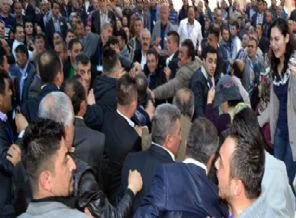 Tekme tokatlı 'Genel Kurul'