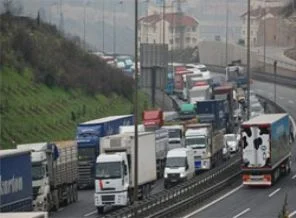 TEM otoyolunda trafik çift yönlü kesilecek