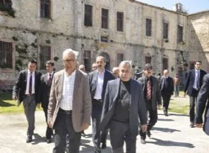 Türkiye Türk'tür sloganıyla barış olmuyor!